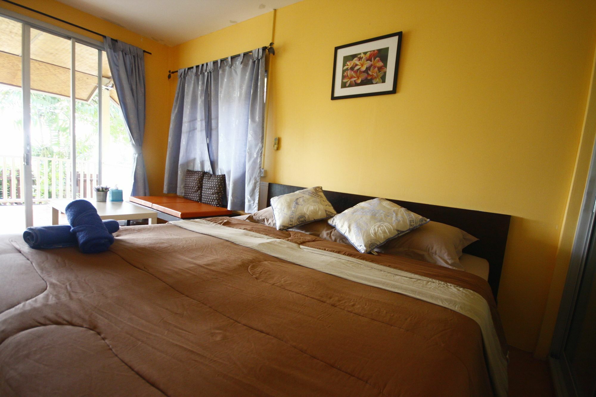 Insook Ko Larn Resort Exterior foto